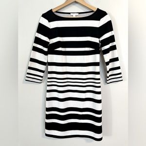 NEW YORK & COMPANY Black and White Stripe 3/4 Sleeves Dress size XS. NWOT